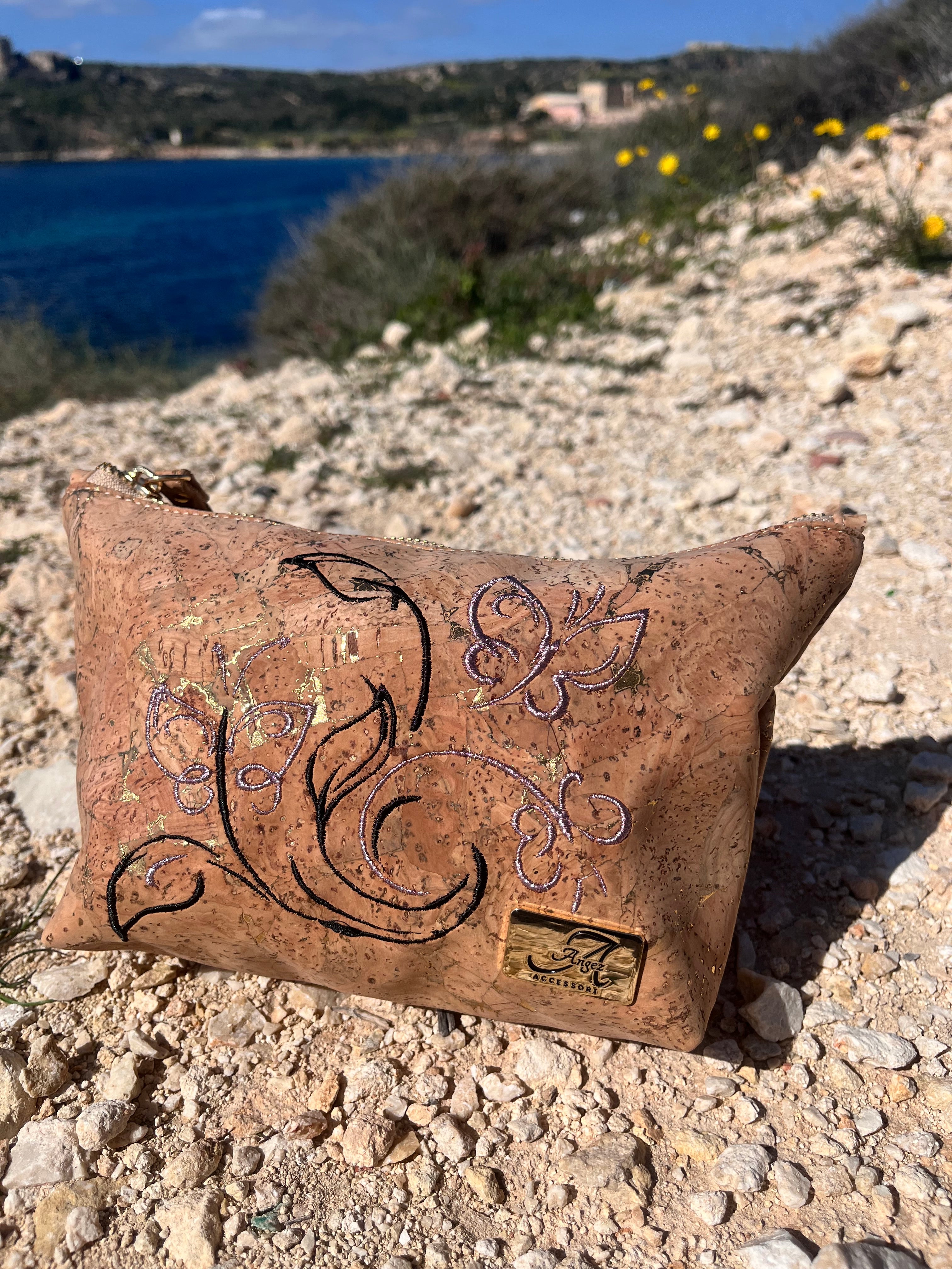 Pochette Alissa – Farfalle ricamate