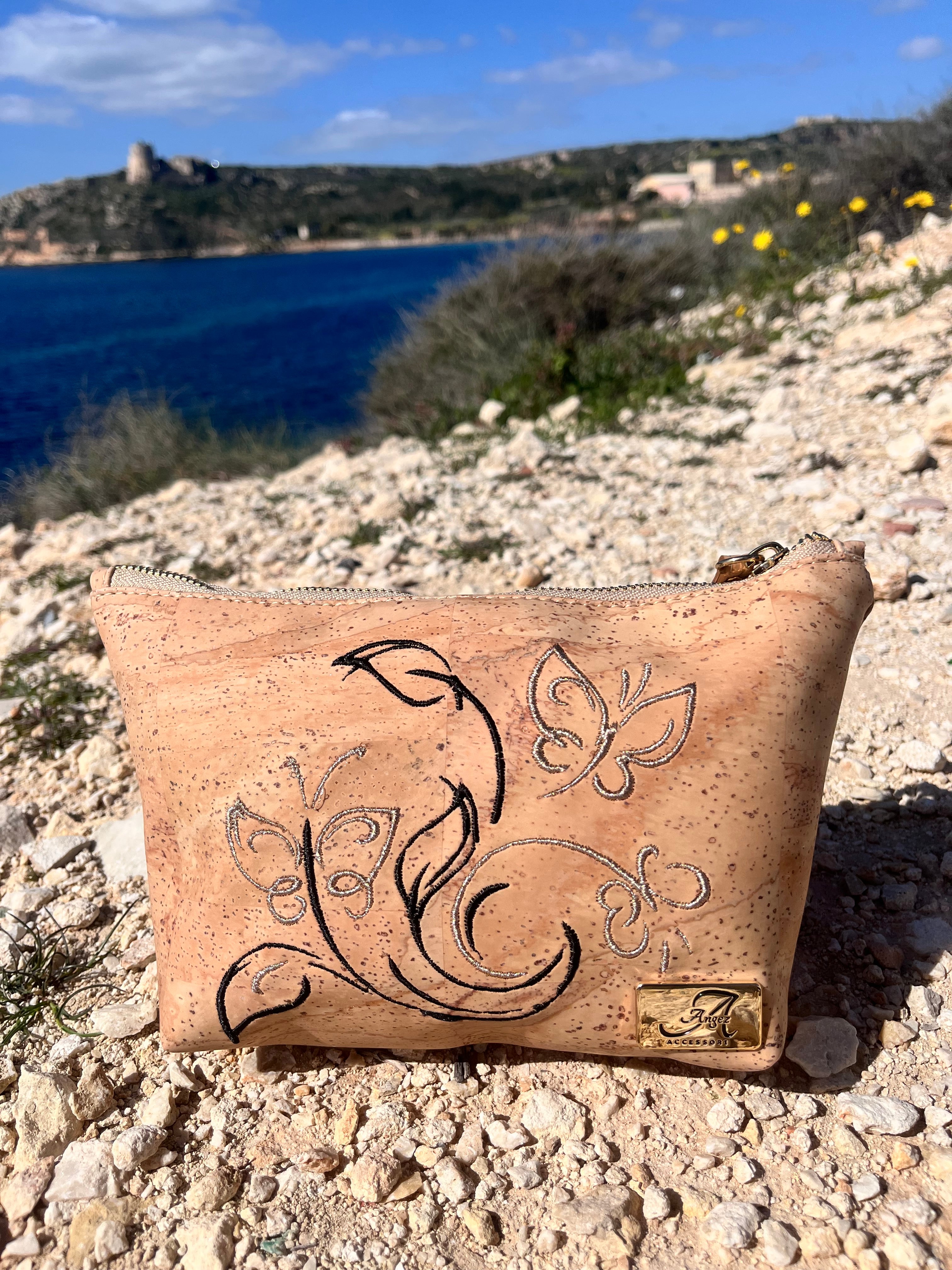 Pochette Alissa – Farfalle ricamate