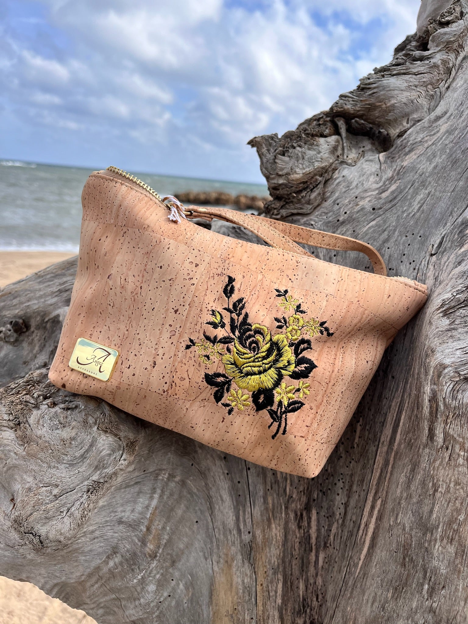 Pochette Alissa – Rosa Ricamata