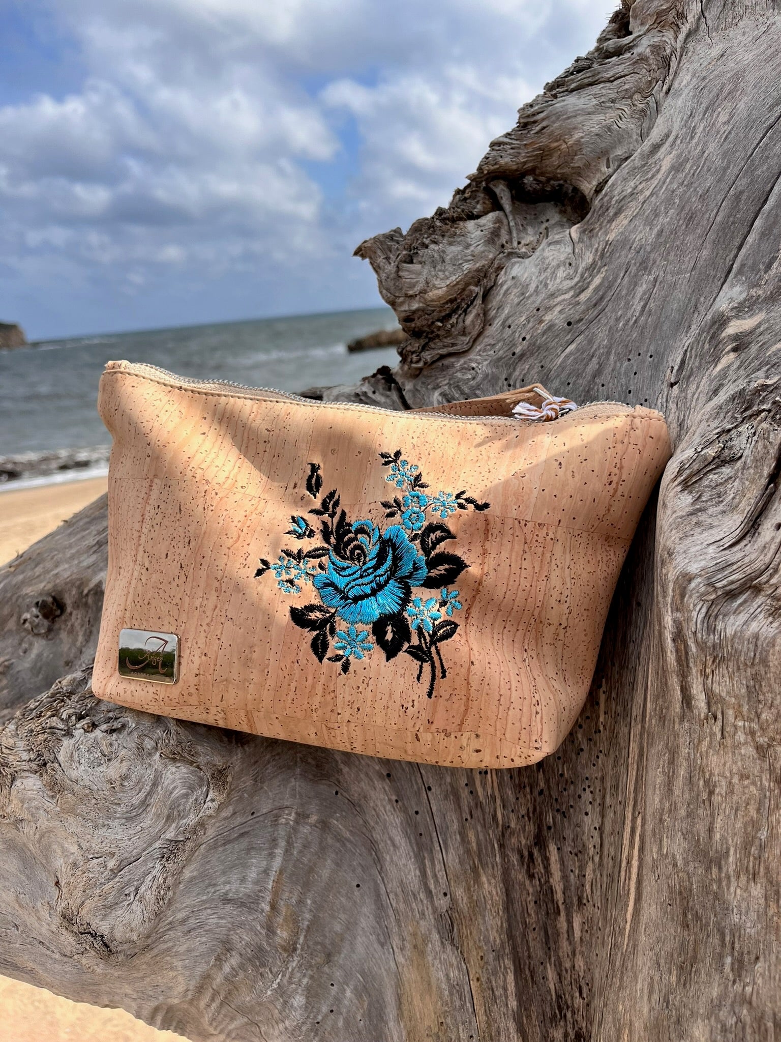 Pochette Alissa – Rosa Ricamata